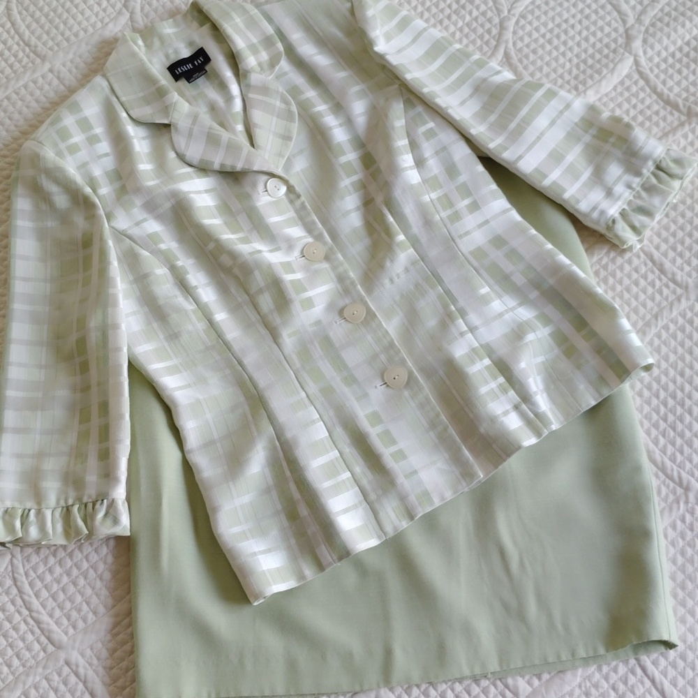 Leslie Fay 2-piece Suit - 10P